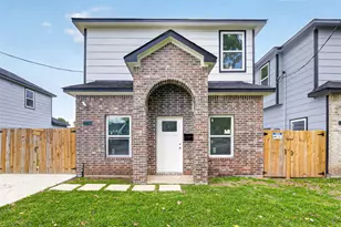 9007 Hilda St, Houston, TX 77033 - Photo 1