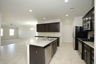 3003 Dripping Springs Ct, Katy, TX 77494 - Photo 3