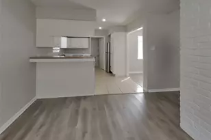 14218 Overbrook Ln, Houston, TX 77077 - Photo 5