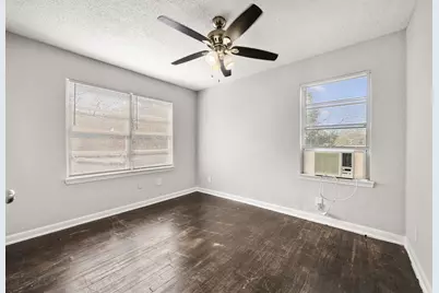 505 13th Street N, Texas City, TX 77590 - Photo 11