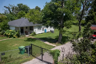 406 W Donovan Street, Houston, TX 77091 - Photo 9