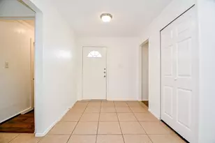 7203 Santa Rita Dr, Houston, TX 77083 - Photo 5