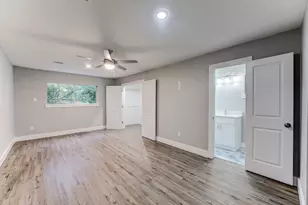 5535 Elm Springs Dr, Houston, TX 77048 - Photo 23