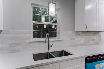 5535 Elm Springs Drive, Houston, TX 77048 - Photo 19