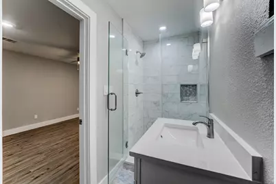 5535 Elm Springs Drive, Houston, TX 77048 - Photo 25