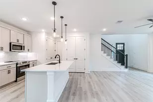 85 N Forest Dr, Huntsville, TX 77340 - Photo 11