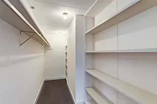 121 N Post Oak Ln, Houston, TX 77024 - Photo 13