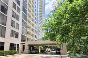 121 N Post Oak Ln, Houston, TX 77024 - Photo 27