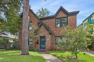 2408 White Oak Dr, Houston, TX 77009 - Photo 1