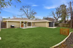 2019 Brimberry St, Houston, TX 77018 - Photo 47