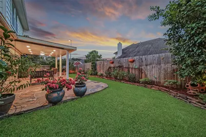 9514 Trailing Moss Drive, Houston, TX 77064 - Photo 33