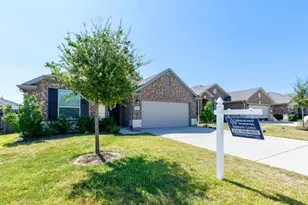 6718 Coral Bells Ln, Dickinson, TX 77539 - Photo 31