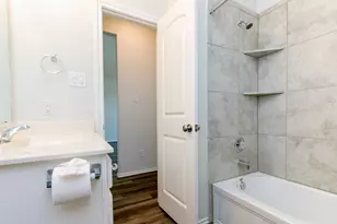 6718 Coral Bells Ln, Dickinson, TX 77539 - Photo 27