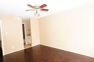 8405 Wilcrest Dr, Houston, TX 77072 - Photo 7