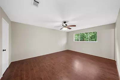 16306 Forest Bend Avenue, Friendswood, TX 77546 - Photo 9