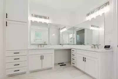8002 N Circle Drive, Houston, TX 77071 - Photo 25