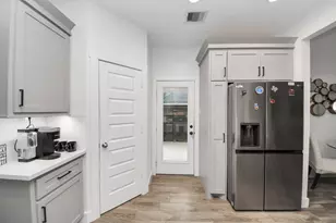 8349 Lenore St, Houston, TX 77017 - Photo 17