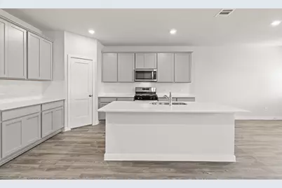 117 Bayou Bend Court, Angleton, TX 77515 - Photo 3