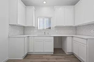 9718 Enclave Ridge Rd, Willis, TX 77318 - Photo 15