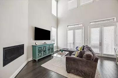 1702 Oak Leaf Pass Drive, Houston, TX 77055 - Photo 9