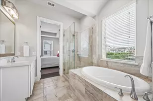 1702 Oak Leaf Pass Dr, Houston, TX 77055 - Photo 13