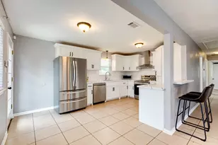 108 Avenue E, Brazoria, TX 77422 - Photo 9