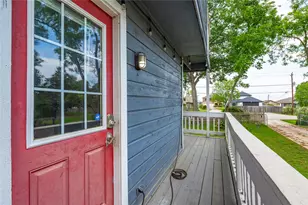 3726 Bayshore Dr, Bacliff, TX 77518 - Photo 7