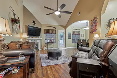 2203 Nicholas Crossing, Conroe, TX 77304 - Photo 5