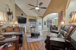 2203 Nicholas Crossing, Conroe, TX 77304 - Photo 5