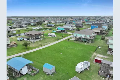 1966 Avenue G, Crystal Beach, TX 77650 - Photo 15