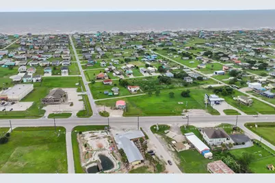 1966 Avenue G, Crystal Beach, TX 77650 - Photo 9