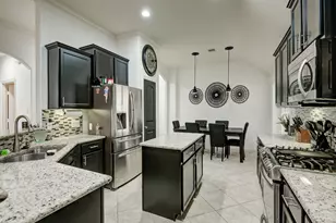 1346 Tee Time Ct, Crosby, TX 77532 - Photo 9