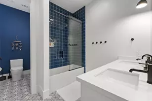 10818 Sweetwater Cove Blvd, Galveston, TX 77554 - Photo 29