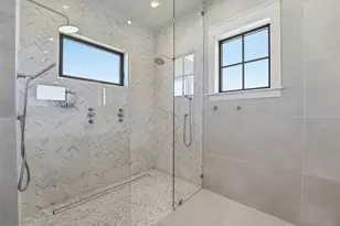 10818 Sweetwater Cove Blvd, Galveston, TX 77554 - Photo 17