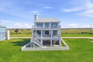 10818 Sweetwater Cove Blvd, Galveston, TX 77554 - Photo 3