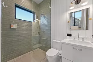 10818 Sweetwater Cove Blvd, Galveston, TX 77554 - Photo 27