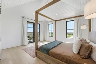 10818 Sweetwater Cove Blvd, Galveston, TX 77554 - Photo 5