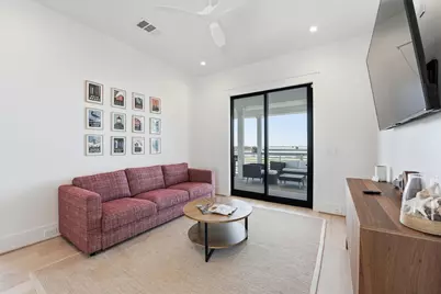 10818 Sweetwater Cove Boulevard, Galveston, TX 77554 - Photo 21