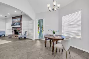 11727 Pecan Creek Dr, Houston, TX 77043 - Photo 15