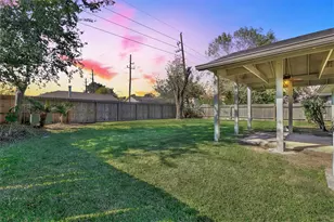 1014 Woodbridge Ave, Pearland, TX 77584 - Photo 29