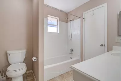 1014 Woodbridge Avenue, Pearland, TX 77584 - Photo 25