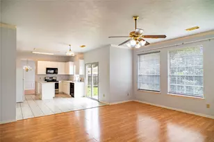219 Birch Hill Dr, Sugar Land, TX 77479 - Photo 5