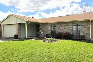 14110 Pinewest Dr, Houston, TX 77049 - Photo 1