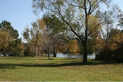 37 Robin Hood, Cleveland, TX 77327 - Photo 3