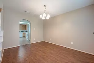 4914 Jaymar Dr, Sugar Land, TX 77479 - Photo 5