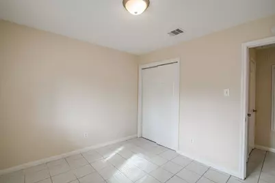 6922 Foxwick Lane, Humble, TX 77338 - Photo 9