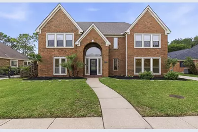 2312 Pebble Beach Drive, League City, TX 77573 - Photo 1