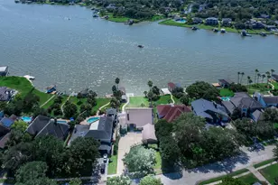 1623 Lake Arbor Dr, El Lago, TX 77586 - Photo 1