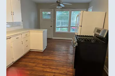 607 E Pearce Street, Baytown, TX 77520 - Photo 3
