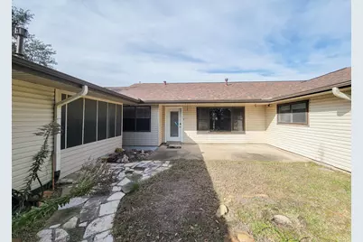 1610 Maryon Street, Baytown, TX 77523 - Photo 43